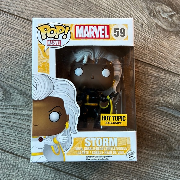Funko Pop Marvel Storm #59 Hot Topic Exclusive - Picture 1 of 6